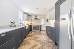 Images for Dunheved Road, Launceston