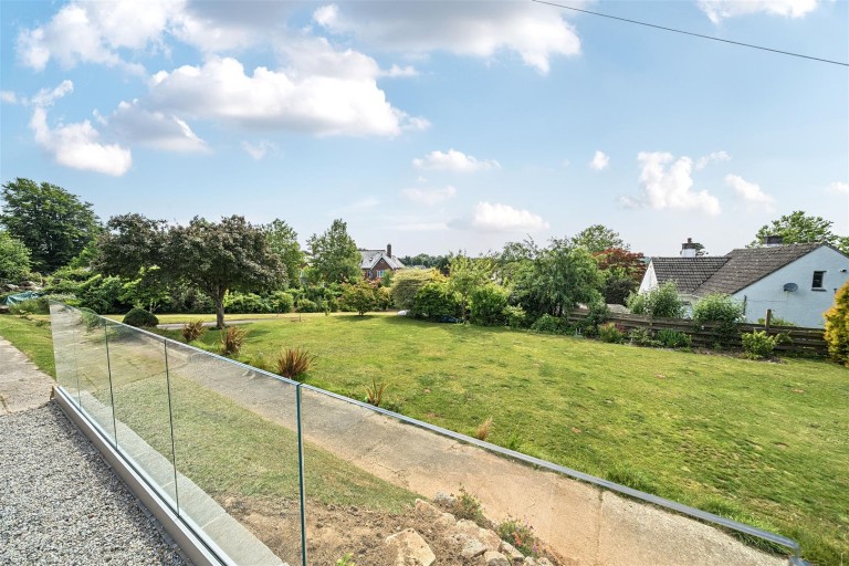Images for Dunheved Road, Launceston