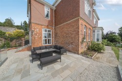 Images for Dunheved Road, Launceston