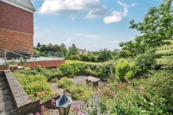 Images for Dunheved Road, Launceston