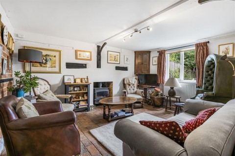 Click the photo for more details of Park Corner, Nettlebed, Henley-On-Thames