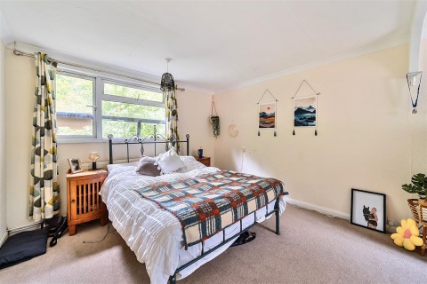 Click the photo for more details of Silver Street Lane, Brokerswood