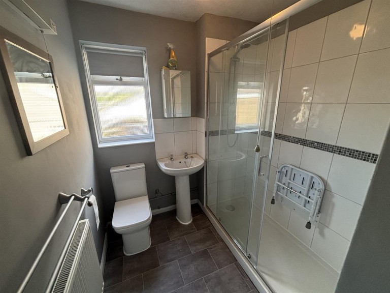 Images for Bankside, Banbury