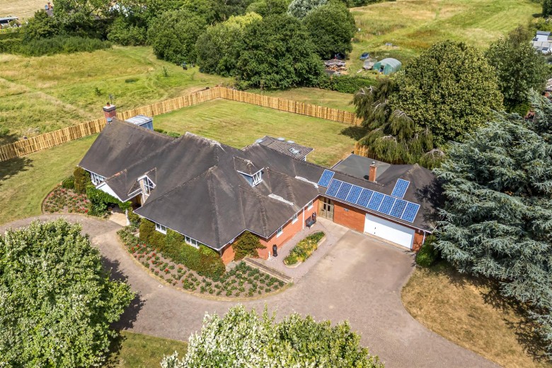 Click the photo for more details of Wood Lane, Higham-On-The-Hill, CV13