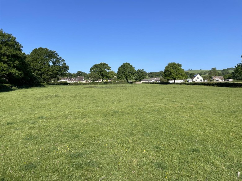 Click the photo for more details of Holcombe Rogus, Wellington