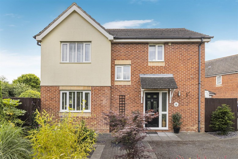 Click the photo for more details of Victoria Road, Haverhill