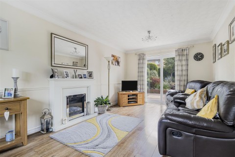 Click the photo for more details of Victoria Road, Haverhill