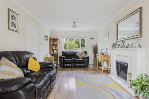 Click the photo for more details of Victoria Road, Haverhill