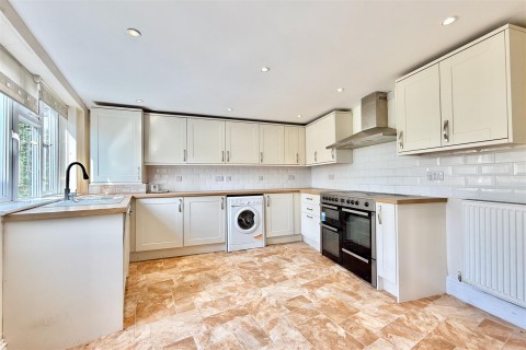 Click the photo for more details of High Street, Billingborough