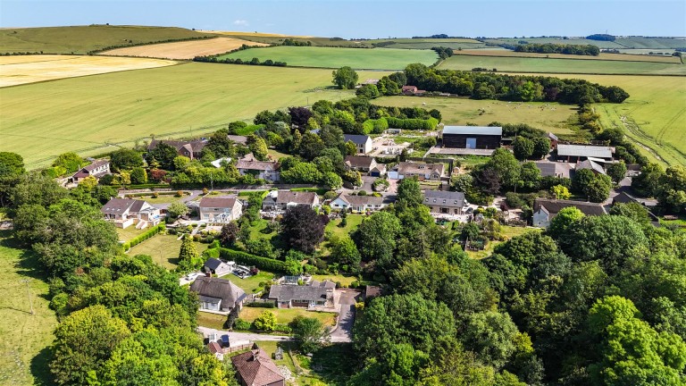 Images for Badbury, Swindon