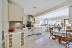 Images for Badbury, Swindon