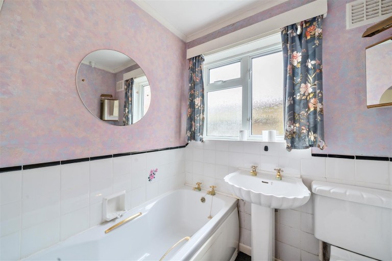 Images for Thomson Drive, Crewkerne