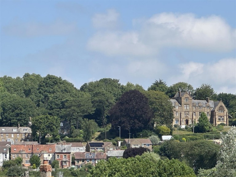 Images for Thomson Drive, Crewkerne