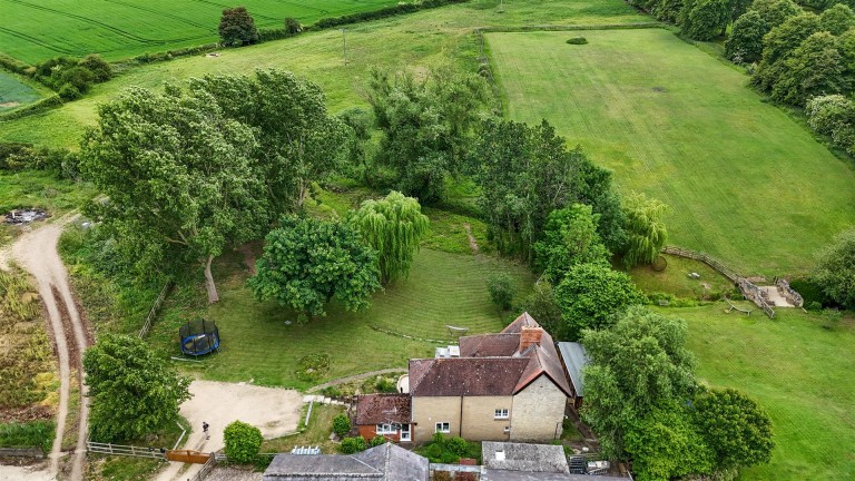 Images for Potterspury Lodge, Potterspury, NN12