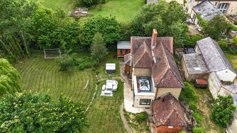 Images for Potterspury Lodge, Potterspury, NN12