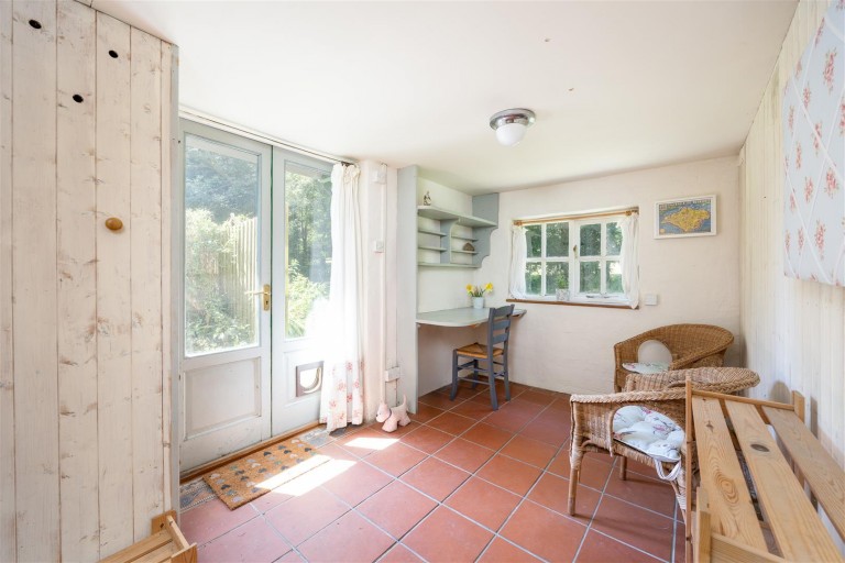 Images for Lynch Lane, Calbourne, Newport