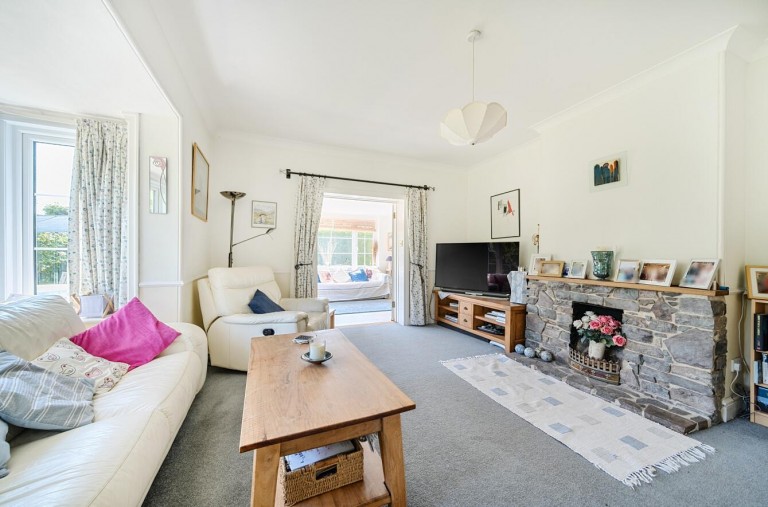 Images for Eight Acre Lane, Wellington