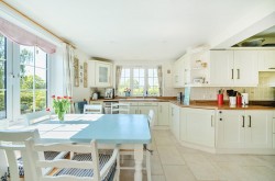 Images for Eight Acre Lane, Wellington
