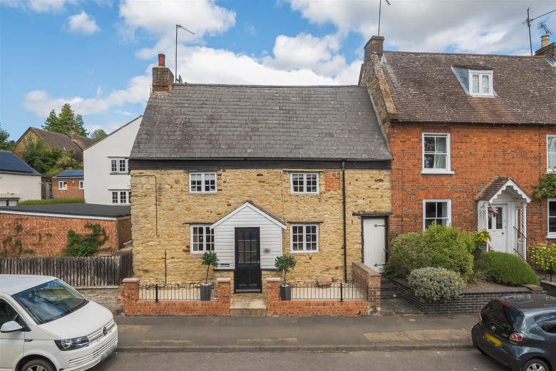 Click the photo for more details of High Street, Greens Norton, NN12