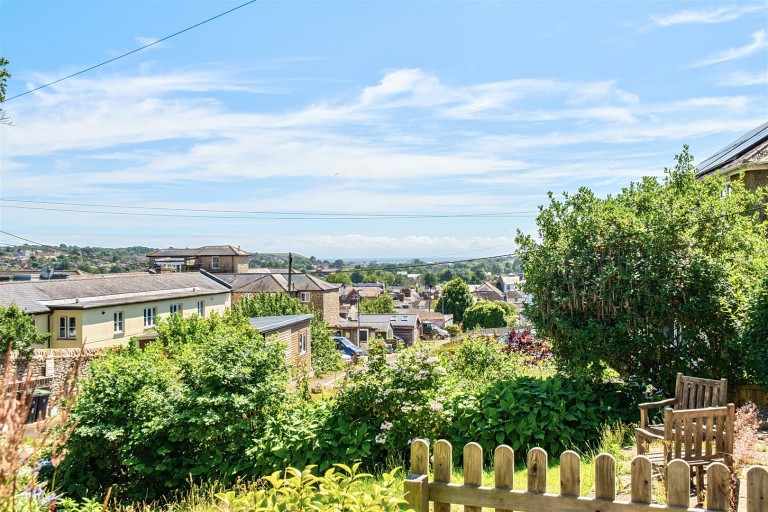Images for Sparacre Gardens, Bridport