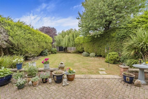 Click the photo for more details of Wheatley Close, Banbury