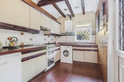 Images for Queen Street, Newmarket
