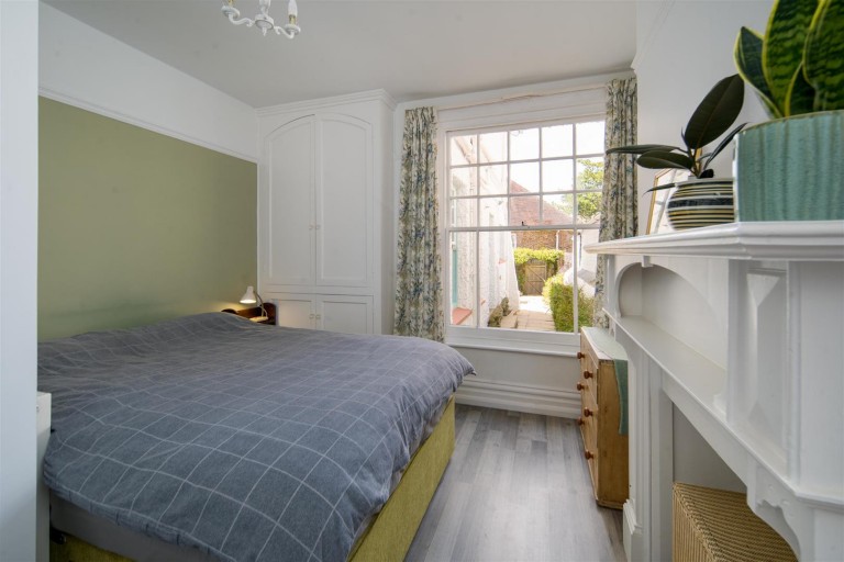 Images for Seafield Road, Seaview