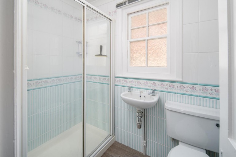 Images for Seafield Road, Seaview