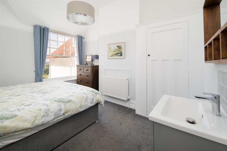 Images for Seafield Road, Seaview