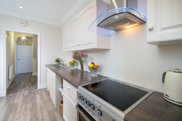 Images for Seafield Road, Seaview