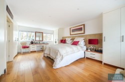 Images for The Woodlands, Market Harborough