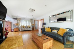 Images for The Woodlands, Market Harborough