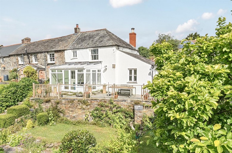 Click the photo for more details of Chapel Amble