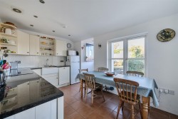 Images for Chapel Amble