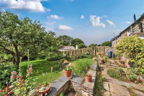 Click the photo for more details of Chapel Amble