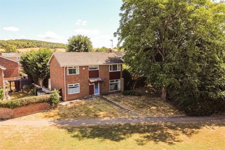 Click the photo for more details of Kingfisher Walk, Linton, Cambridge