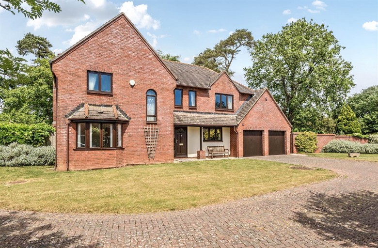 Click the photo for more details of Kingsholme, Colyford, Colyton