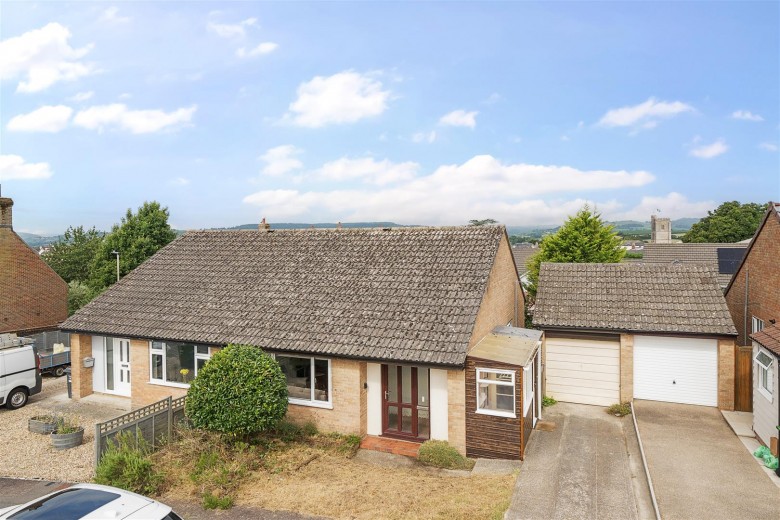 Click the photo for more details of Fosseway Close, Axminster