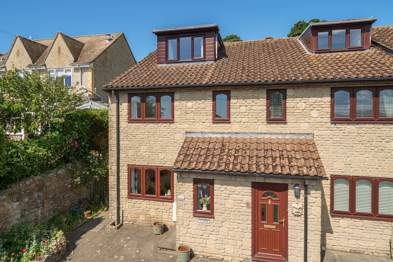 Click the photo for more details of Kersbrook Gardens, Lyme Regis