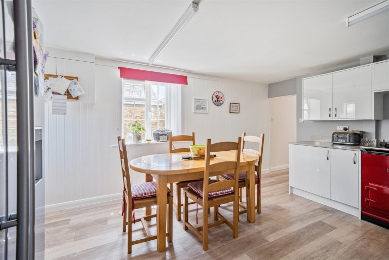 Images for Eastleigh, Bideford