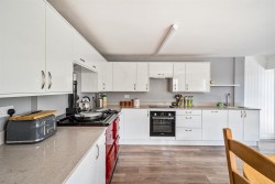 Images for Eastleigh, Bideford