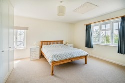 Images for Eastleigh, Bideford