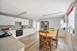 Images for Eastleigh, Bideford