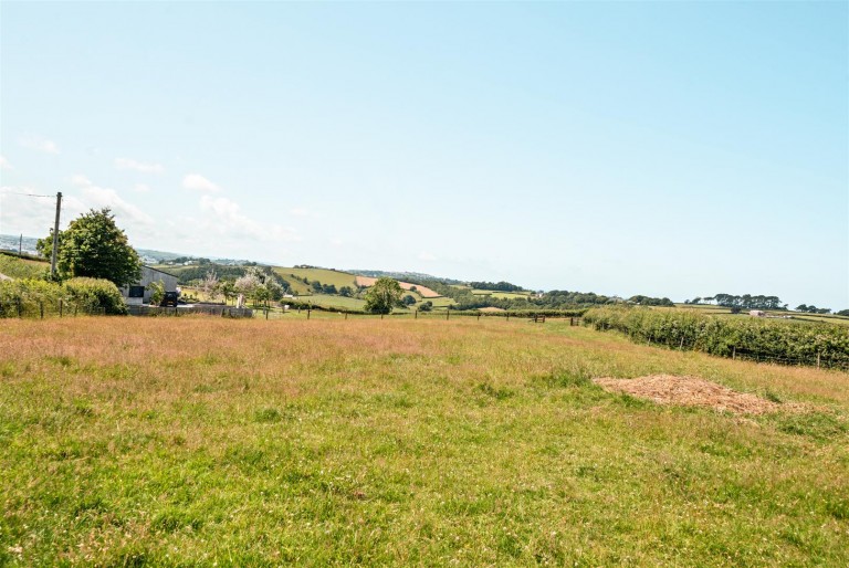 Images for Eastleigh, Bideford