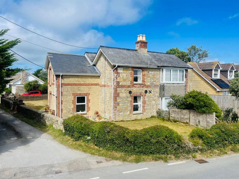 Click the photo for more details of Thorley, Isle of Wight