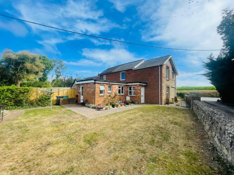 Images for Thorley, Isle of Wight