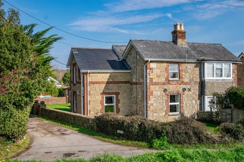 Click the photo for more details of Thorley, Isle of Wight