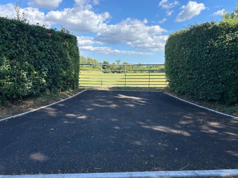 Images for Whitechurch Lane, Yenston, Henstridge