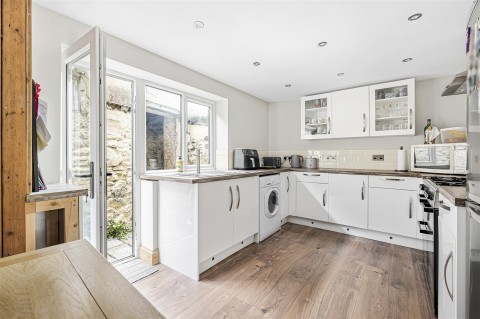 Click the photo for more details of Sigford, Newton Abbot