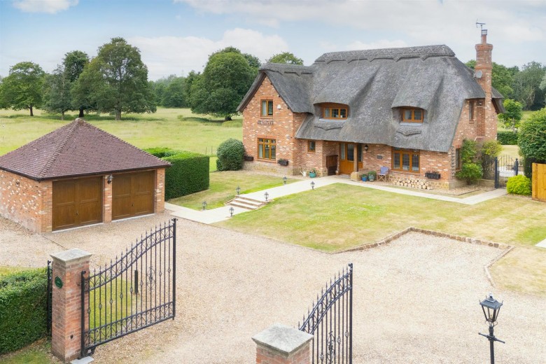 Click the photo for more details of Clay Coton Road, Stanford On Avon, Northamptonshire